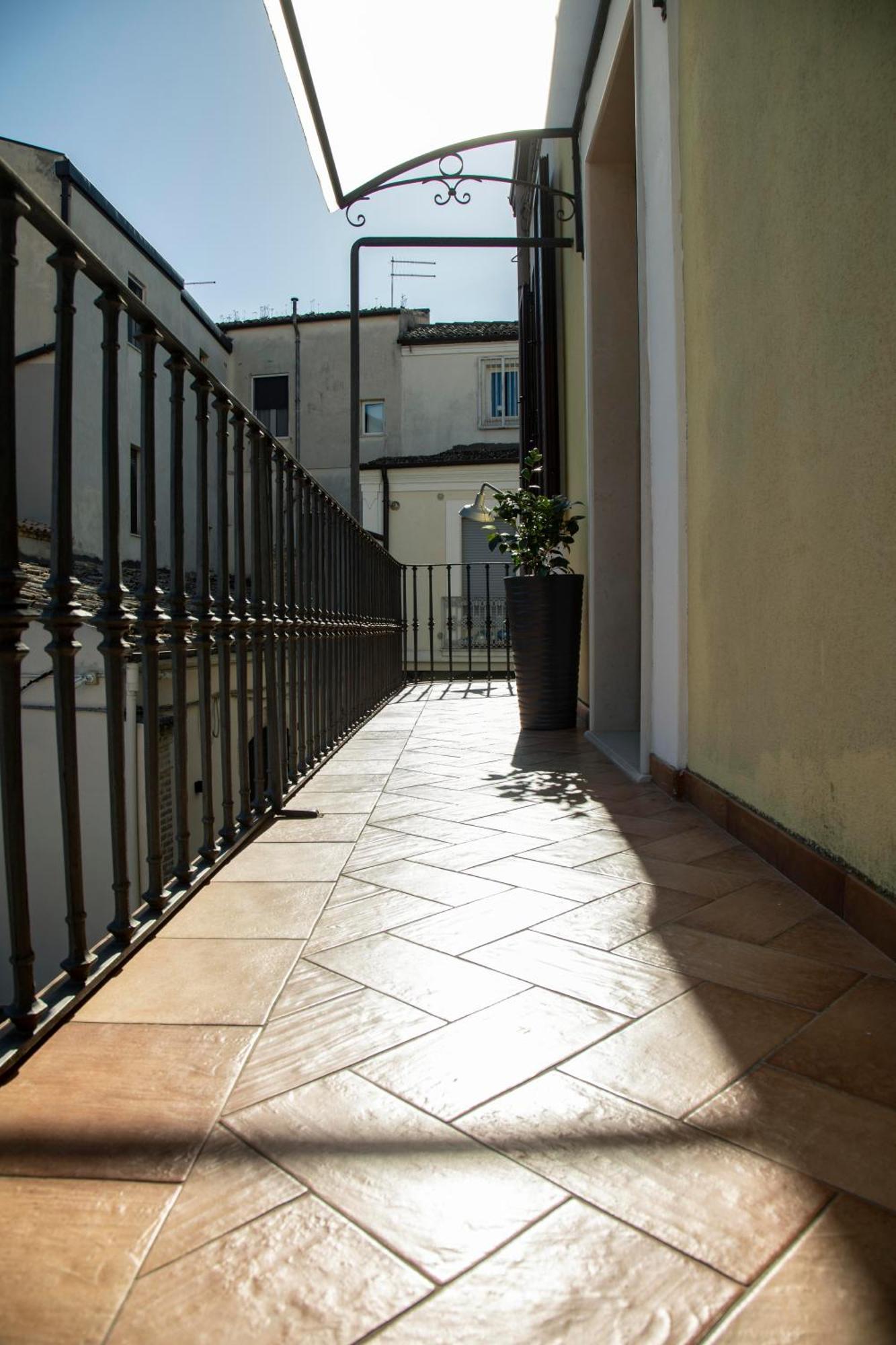 Ferienwohnung Dimora Camelia Lucera Exterior foto